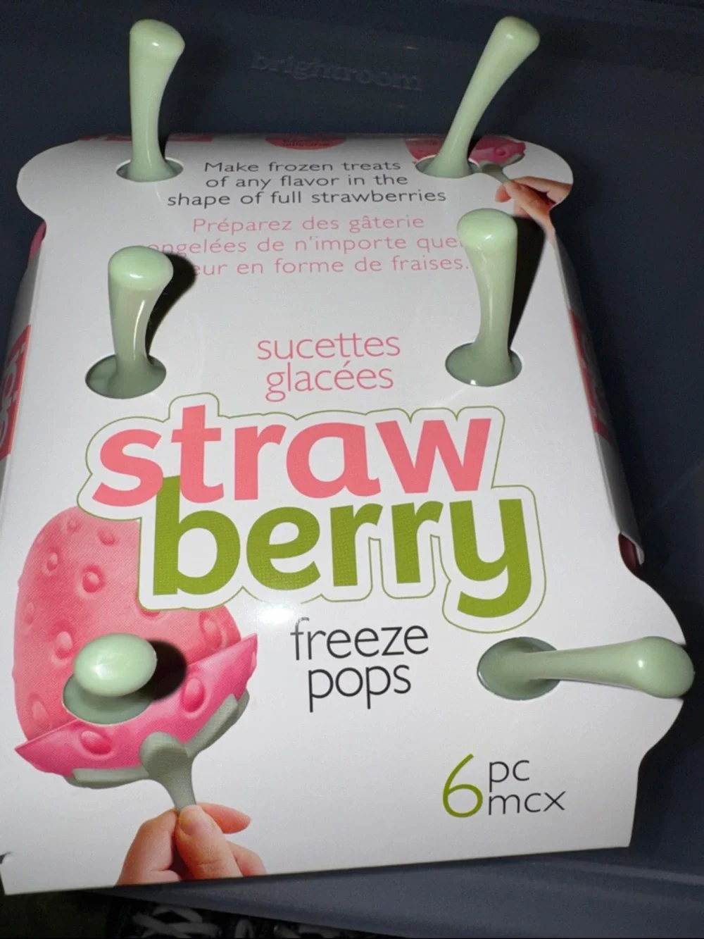 Joie Strawberry Freeze Pops Silicone Mold - Pink with Mint Handles - Picture 3 of 3